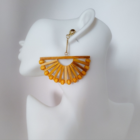 Jewelry - Fun!  Fan-Shaped Wood Earrings New Without Tags
